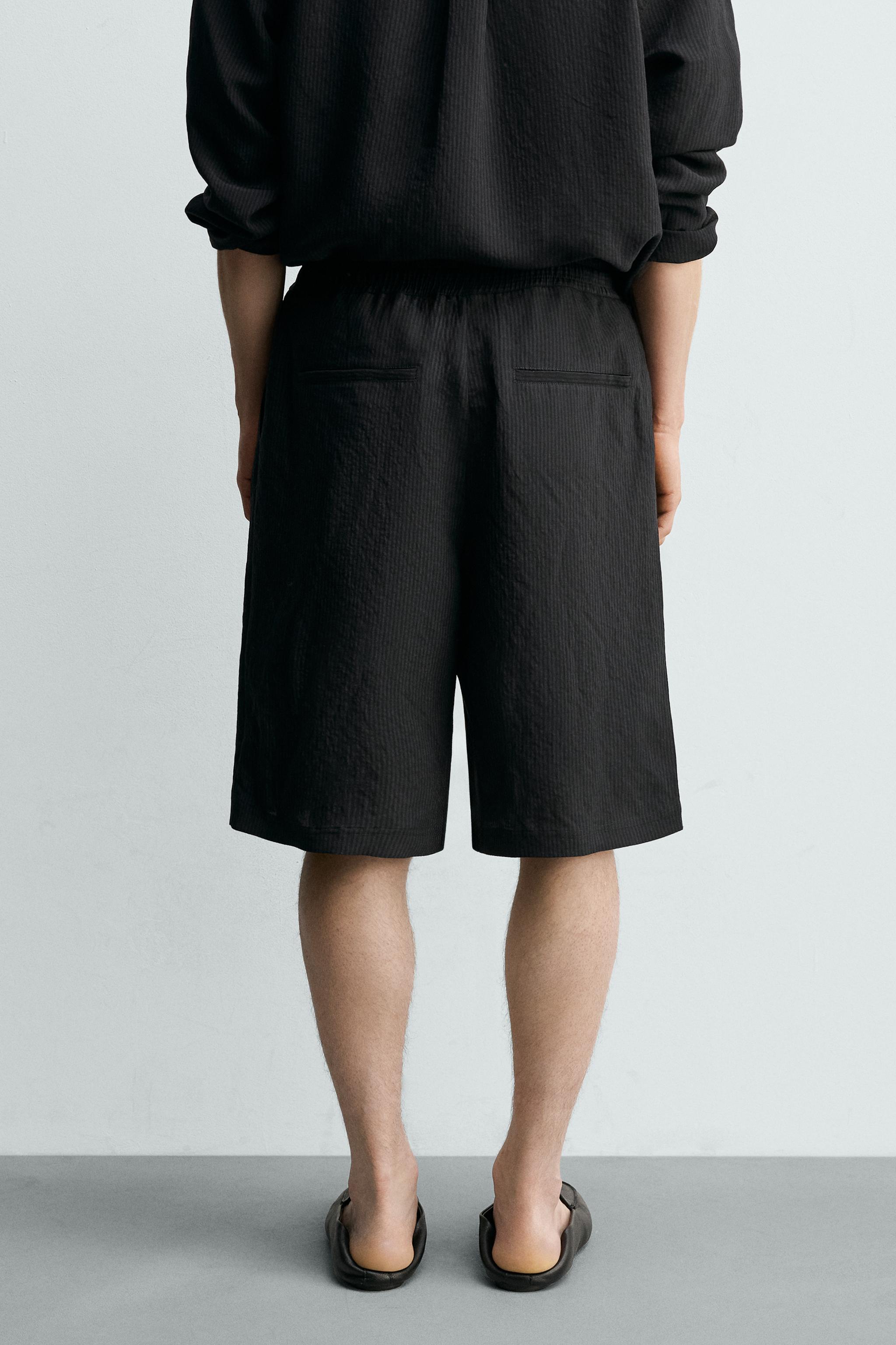 SHORT FLUIDE JACQUARD À RAYURES